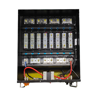 Display LCD 48V Batteria solare Lifepo4 con BMS integrato e capacità nominale 5120WH