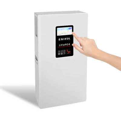 Piastra acrilica nera 51.2v 200ah 10kw 48V Batteria solare per sistema di accumulo di energia domestica