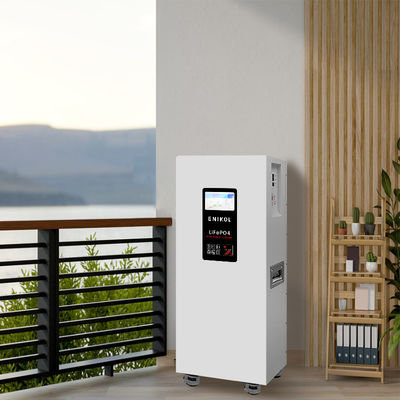 Batteria di accumulo di energia per uso domestico a parete Ruota universale 51.2V 300AH 15KWH con touch screen da 7 pollici